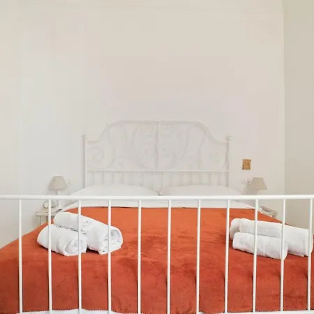 San Giovanni In Monte Apartment